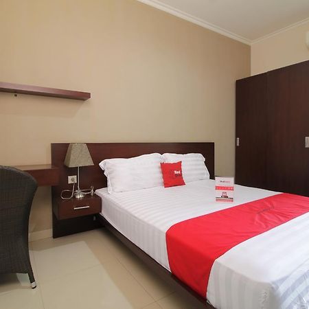 Reddoorz Plus Near Ambassador Mall 자카르타 외부 사진