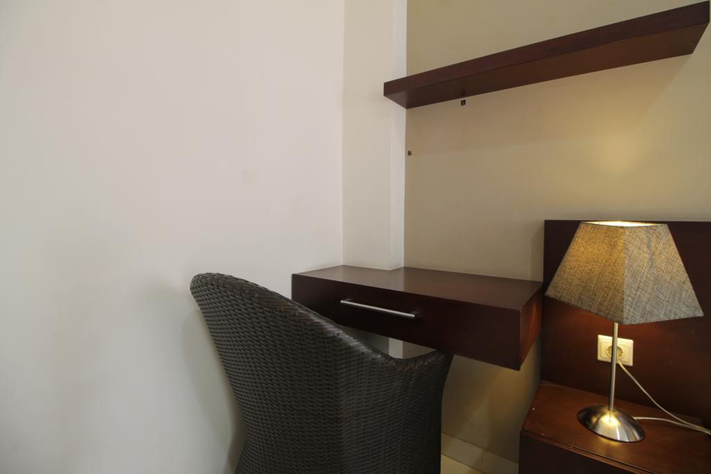 Reddoorz Plus Near Ambassador Mall 자카르타 외부 사진
